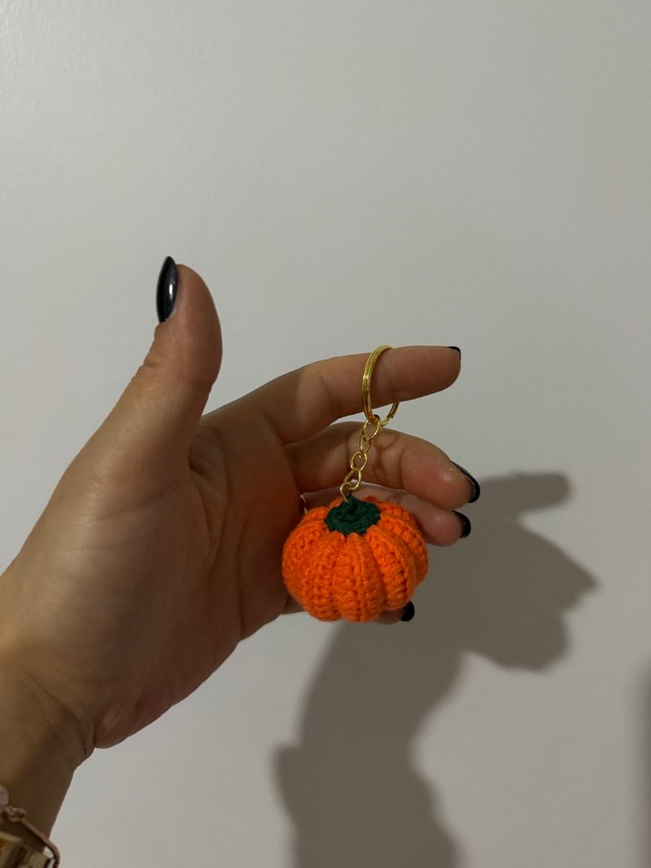 Amigurumi Balkabağı Anahtarlık - Görsel 4