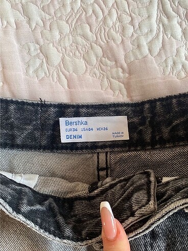 s Beden Bershka şort