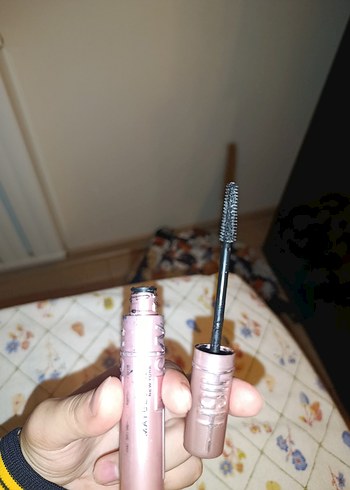 Bej Renkli Maskara SKY HİGH - Görsel 3