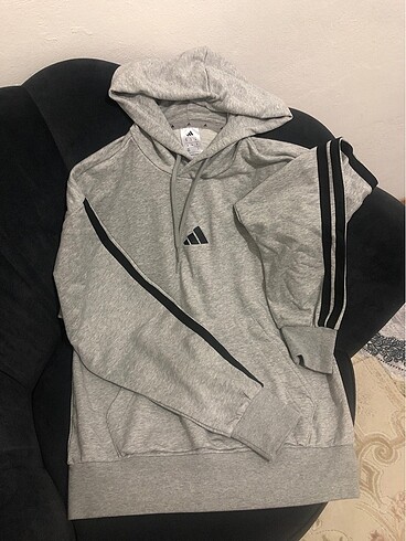 Adidas sweatshirt