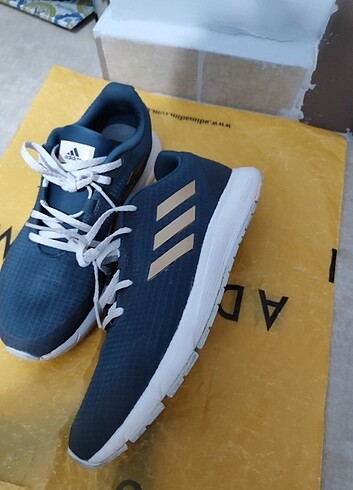 38 Beden yeşil Renk Adidas ayakkabı