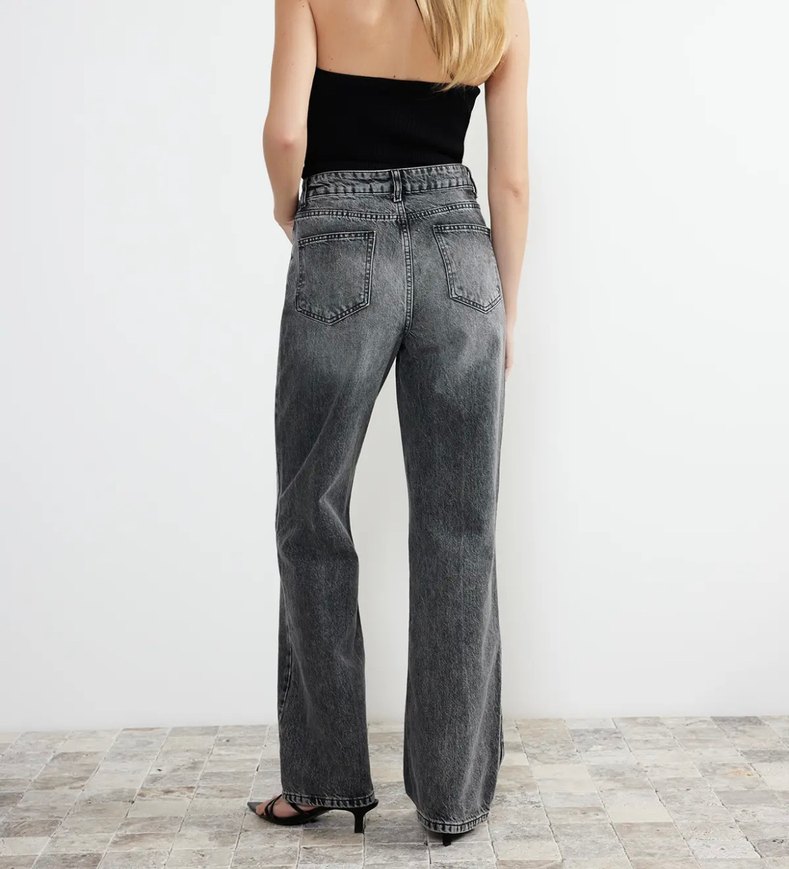 Gri Batik Desenli Bol Kesim Pantolon - Görsel 4