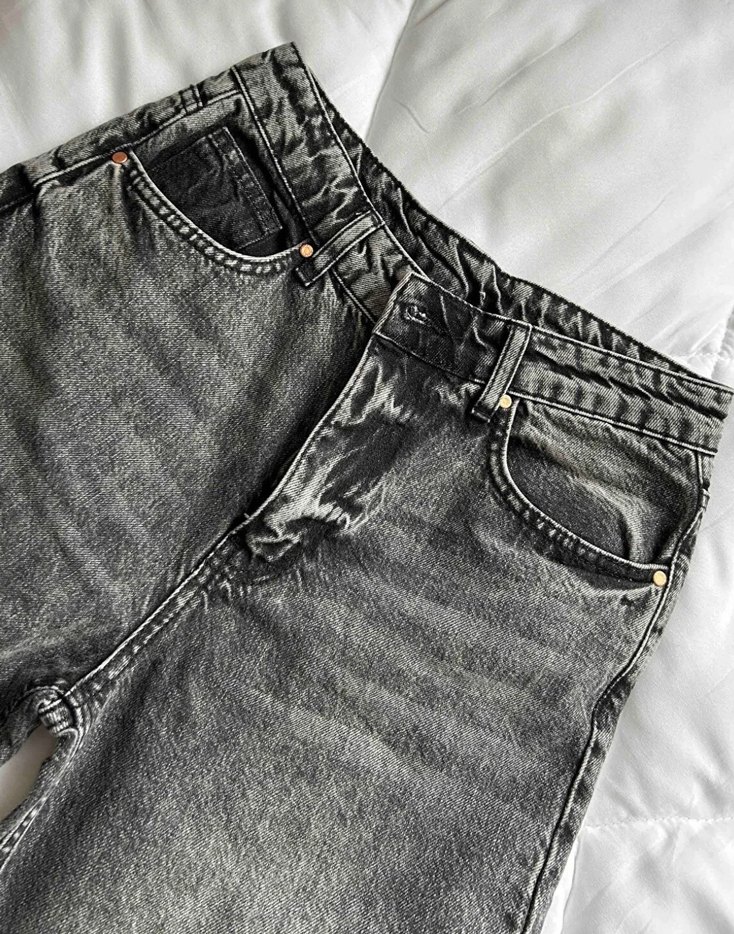 Gri Batik Desenli Bol Kesim Pantolon - Görsel 2