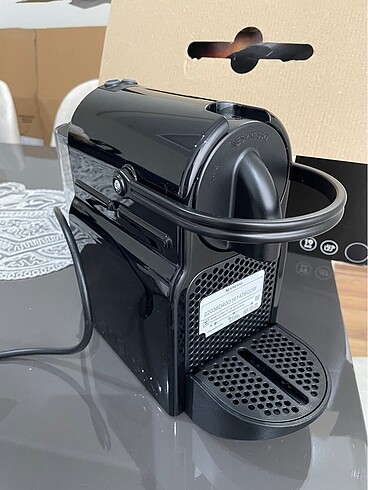  Beden Nespresso kahve makinesi