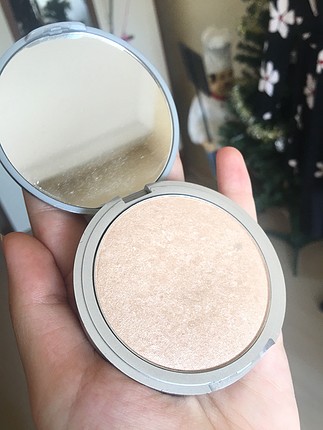 Mary lou highlighter