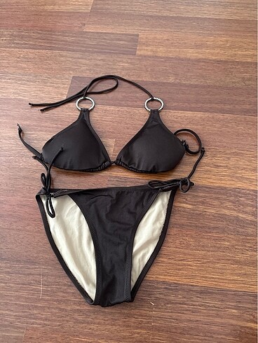 Taşlı bikini takım