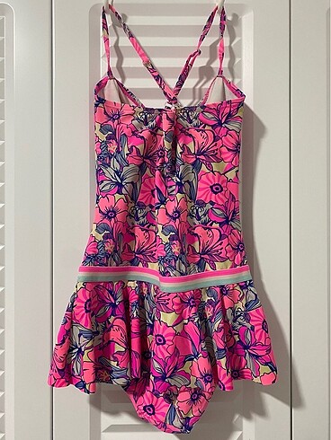 LC Waikiki Sırtı çapraz detaylı mayo