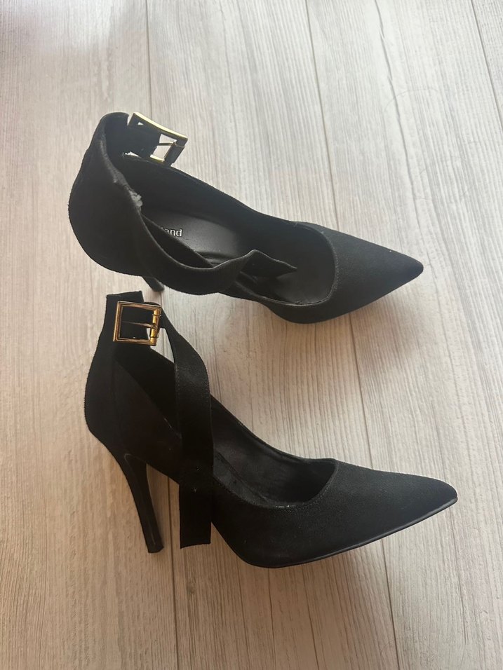 Siyah Süet Tokalı Stiletto Topuklu Ayakkabı - Görsel 4