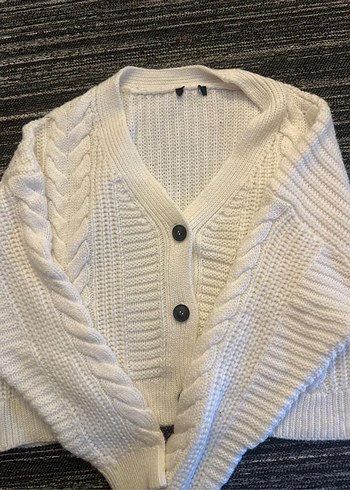 Beyaz Örgü V Yaka Kadın Hırka - Görsel 2