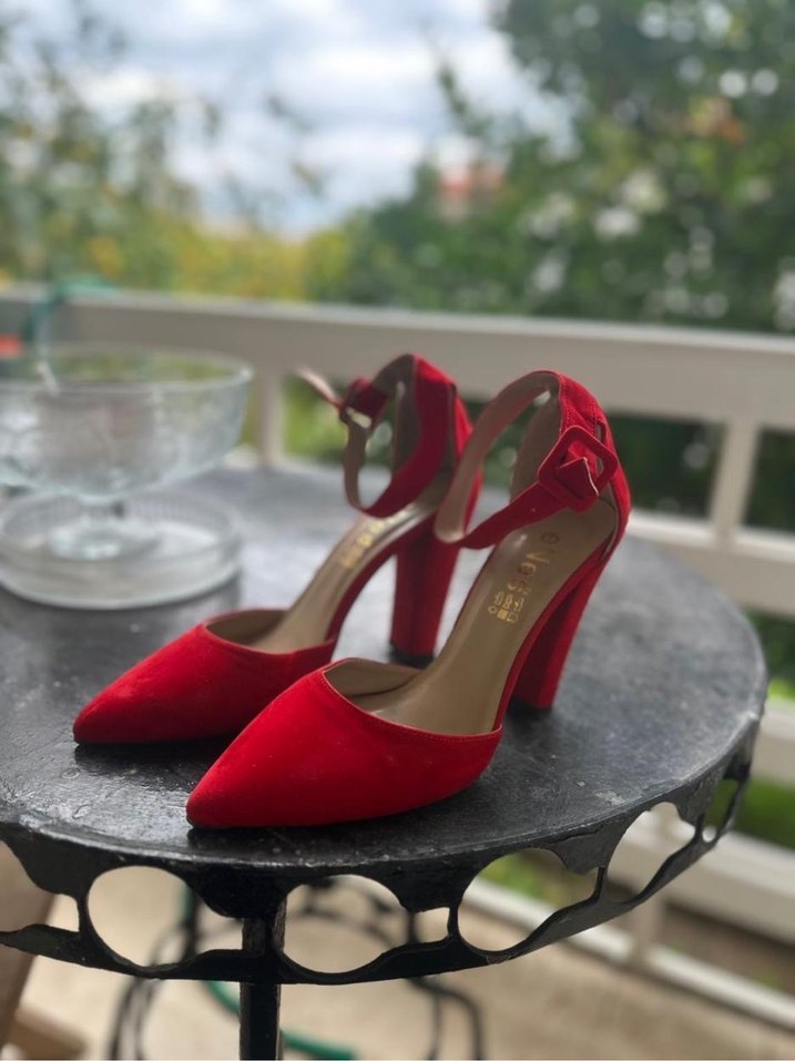 Kırmızı Süet Tokalı Yüksek Topuklu Kadın Ayakkabı - Görsel 2