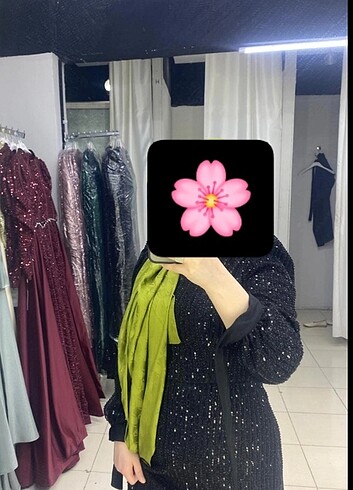 Diğer Kiralık Siyah abiye 