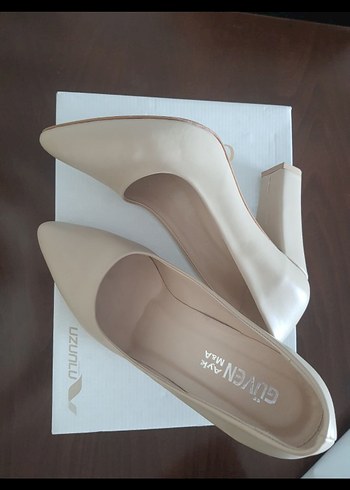 Diğer Bej Kadın Stiletto Blok Topuklu Ayakkabı