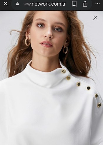 Düğmeli Beyaz Mini Bluz - Görsel 2
