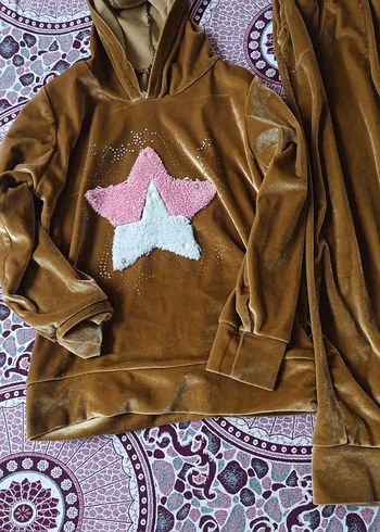 Kızlar için kahverengi kapüşonlu sequinsli eşofman takımı - Görsel 2