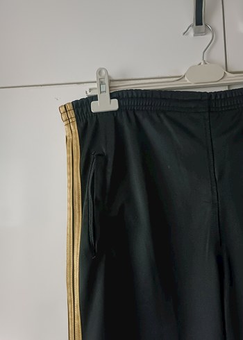 Altın Şeritli Siyah Kadın Eşofman Altı - Görsel 5