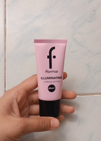Flormar Flormar Aydınlatıcı Makyaj Bazı