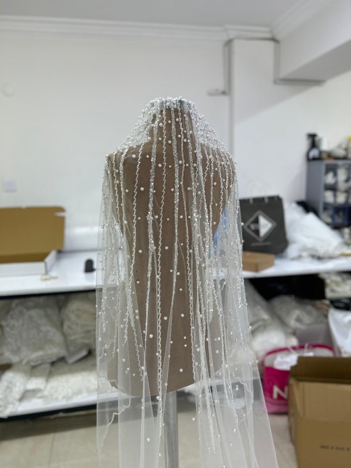 Boncuk İşlemeli sıfır kutulu duvak - Görsel 3