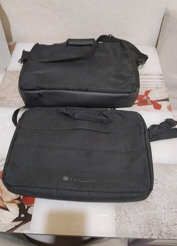 Diğer Laptop çantası 2 adet