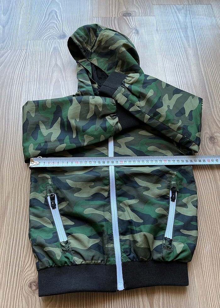 Erkek Çocuk Yağmurluk - Görsel 3