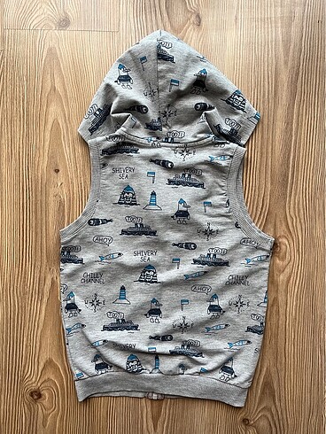 Erkek Çocuk Yelek - Görsel 2