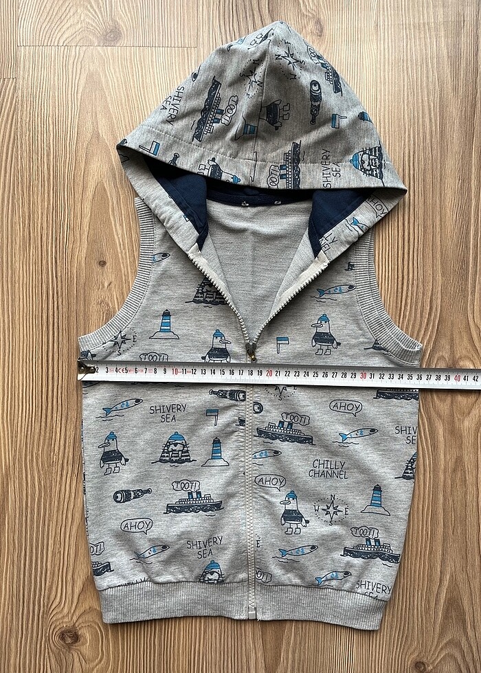 Erkek Çocuk Yelek - Görsel 3