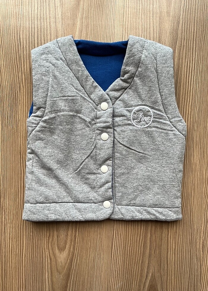 Erkek Çocuk Yelek - Görsel 2
