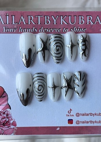 Beyaz Gri Desenli Tırnak Süsü - Görsel 2