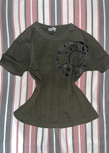 Haki Baskılı baby tee carpe