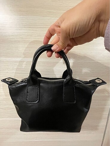  Beden Stradivarius çanta
