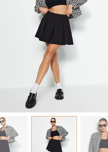 Piliseli Siyah Mini Etek - Görsel 2