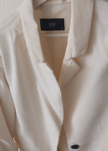 Kadın Beyaz Keten Düğmeli Blazer Ceket - Görsel 5