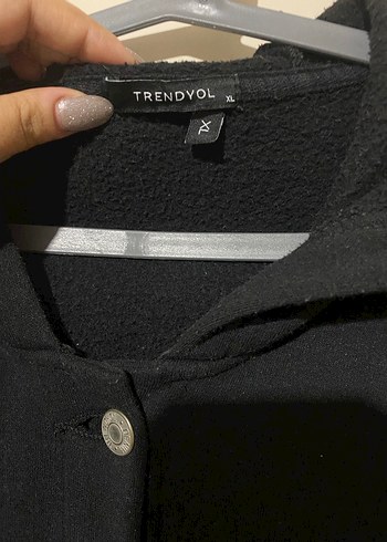 Trendyol & Milla Siyah Düğmeli Kadın Denim Ceket