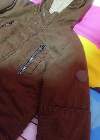 Kapüşonlu Kahverengi Kadın Mont - Görsel 4