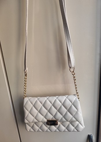 Bej Zincir Detaylı Kadın Deri Çanta - Görsel 5