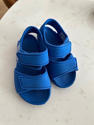 Adidas çocuk sandalet