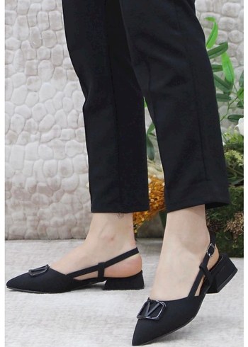 Diğer Diger Siyah Yılan Desenli Tokalı Stiletto