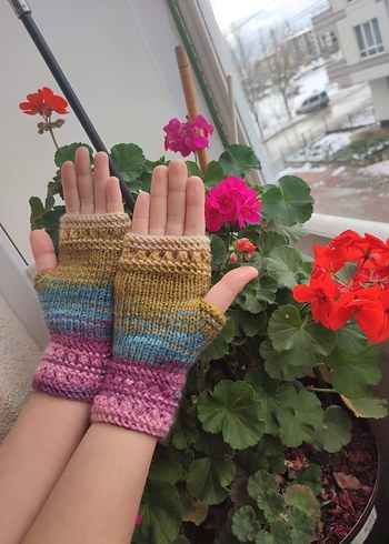 Bohem Çok Renkli Örgü Parmaksız Eldiven - Görsel 2