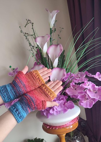 Renkli Örgü Kadın Eldiven - Görsel 3