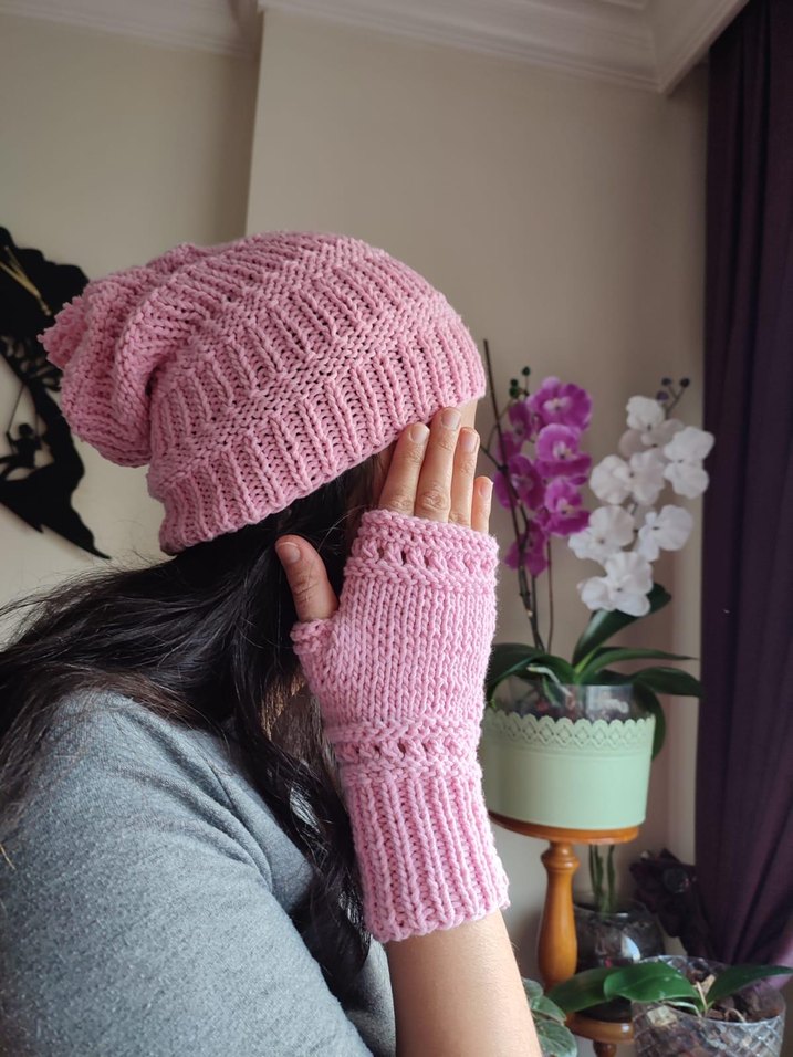 Pembe Örgü Parmaksız Eldiven - Görsel 2