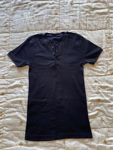 Düğmeli tshirt 