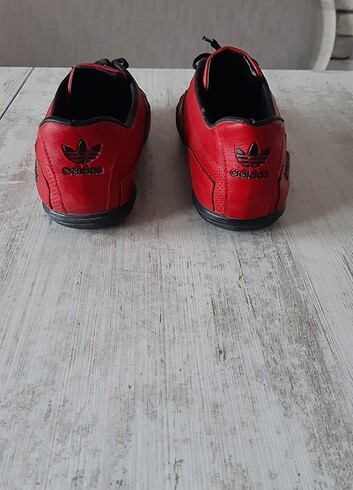 43 Beden kırmızı Renk Adidas Orjinal Spor Ayakkabı 