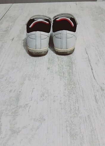 27 Beden beyaz Renk Kinetik Orjinal Spor Ayakkabı 