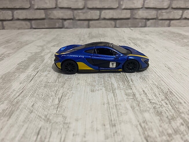 McLaren P1 Demir Oyuncak Araba