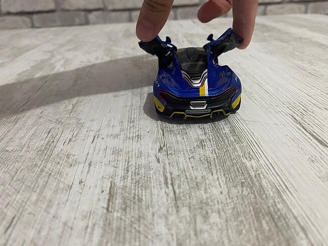 McLaren P1 Demir Oyuncak Araba