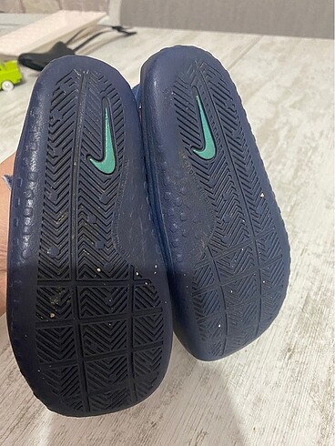 27 Beden Orijinal Nike sandalet