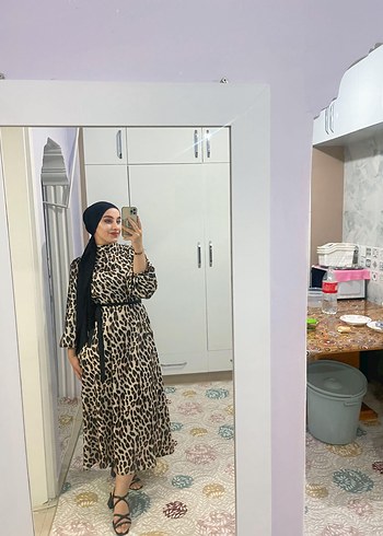 Leopar Desenli Uzun Saten Elbise - Görsel 2