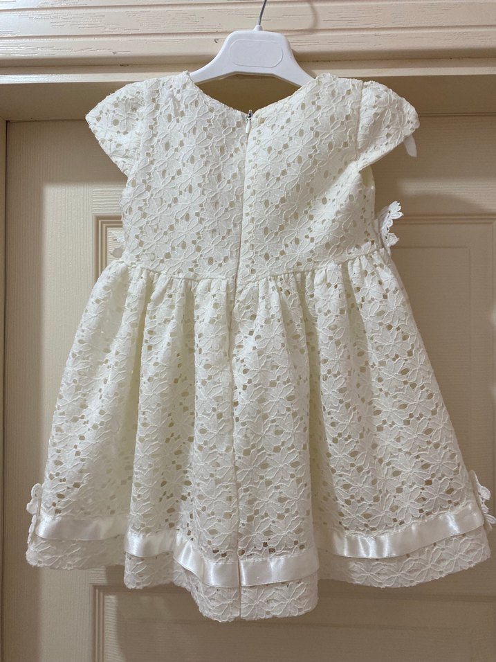 Kız Çocuk Dantel İşlemeli Beyaz Elbise - Görsel 4