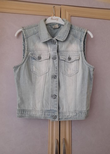 s Beden Düğmeli Gri Kolsuz Denim Ceket