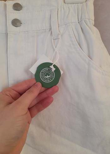 C&A Kadın Beyaz Yüksek Bel Mini Şort