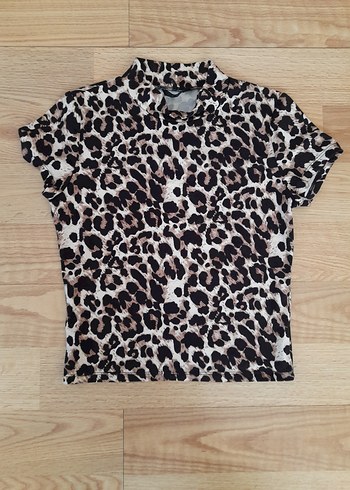 Leopar Desenli Kısa Kollu Balıkçı Yaka Bluz - Görsel 2